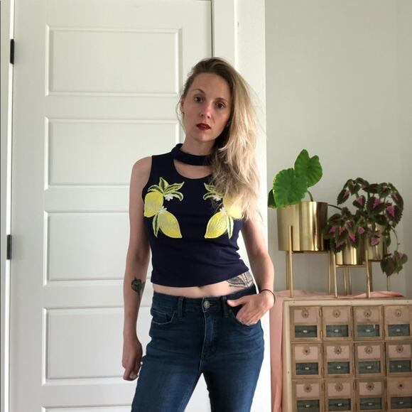 Gianni Bini Navy Fruit Crop Top XS - Picture 1 of 10